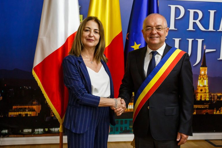 Il Sindaco Emil Boc ribadisce la centralita’del Com.It.Es nel gemellaggio Cluj-Palermo